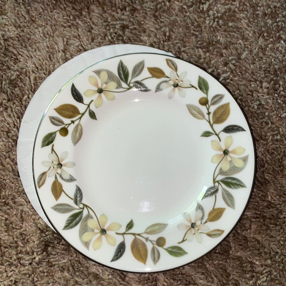 5 Wedgwood bone China mode in England beaconsfield 7 AA4
